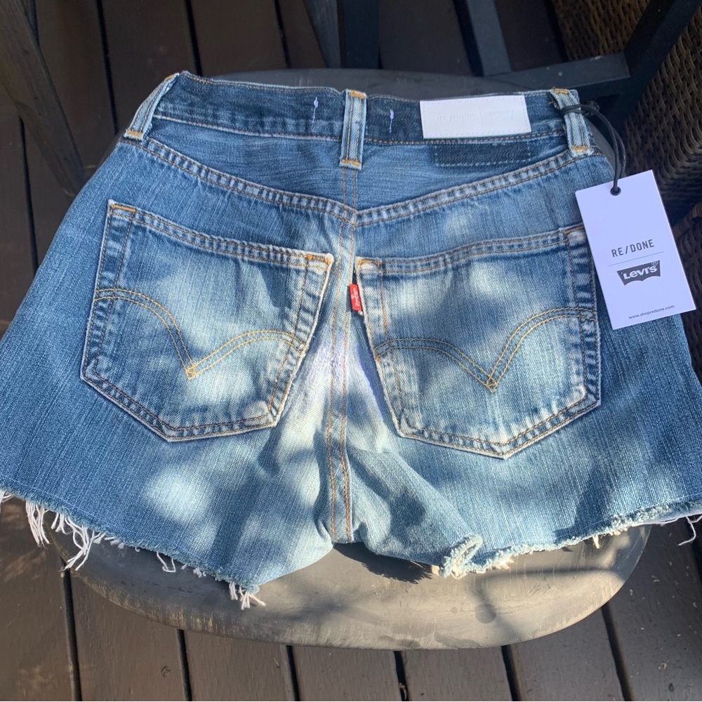 Levi’s Redone Jeans Shorts 24 NWT
